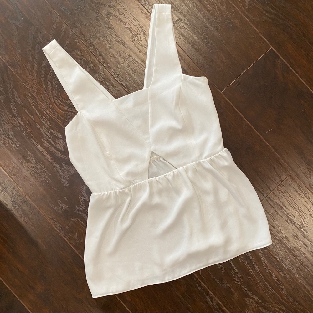 Zara White Keyhole Top - XS